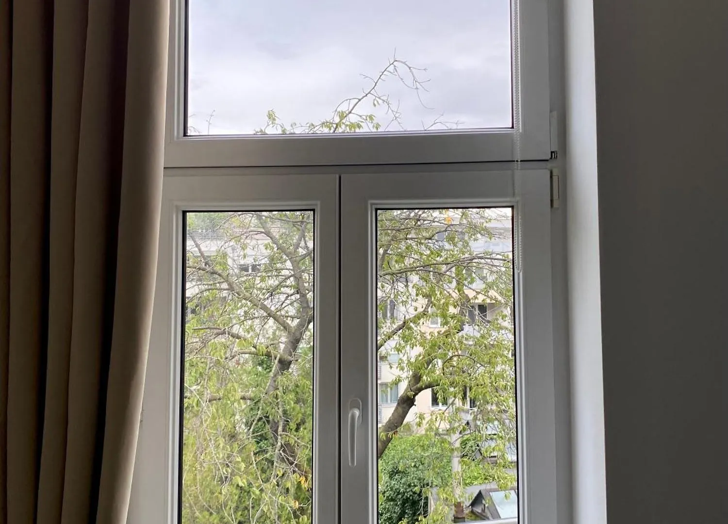 Atelier Lomani Apartment Viena