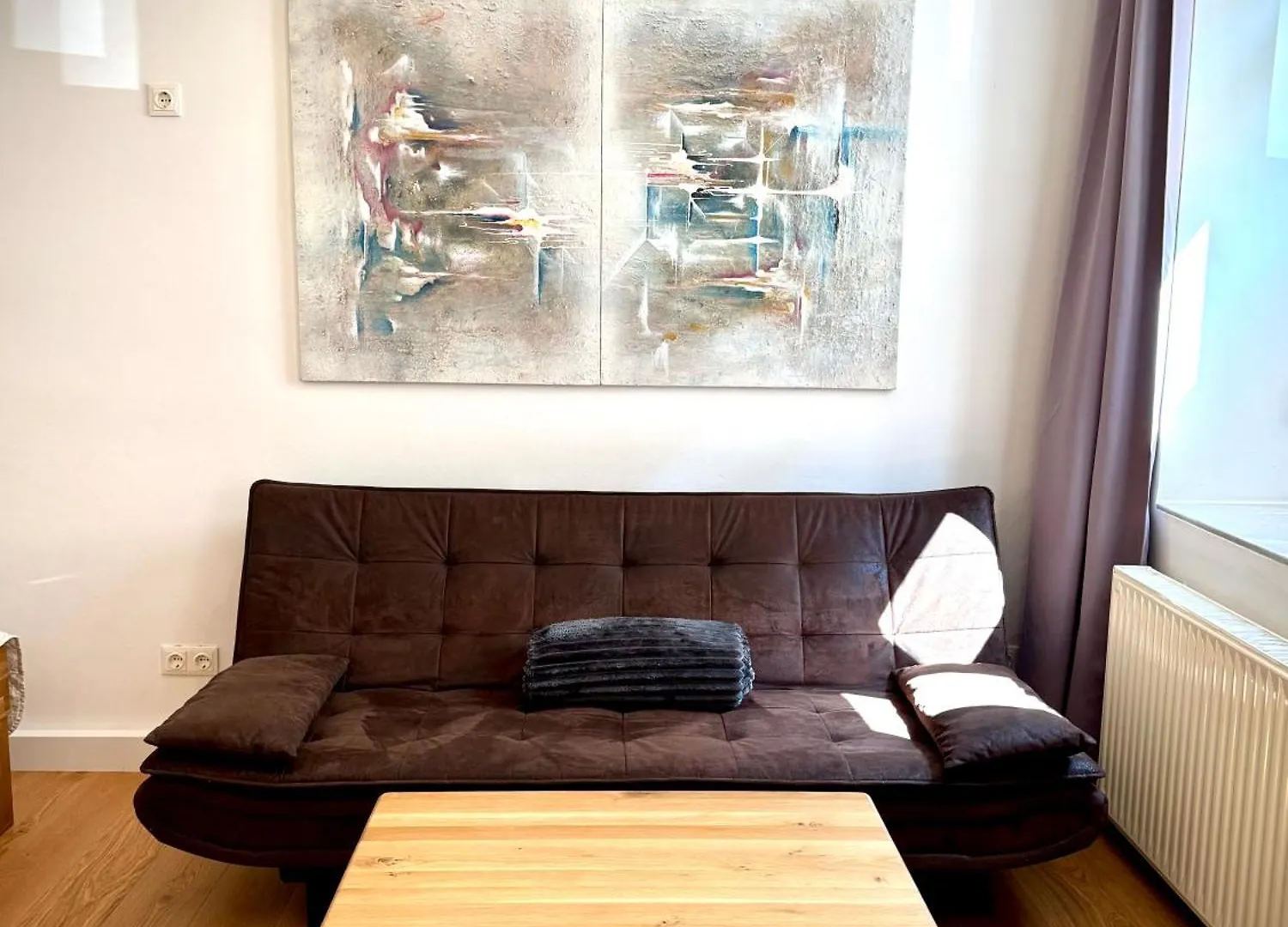 Atelier Lomani Apartment Viena