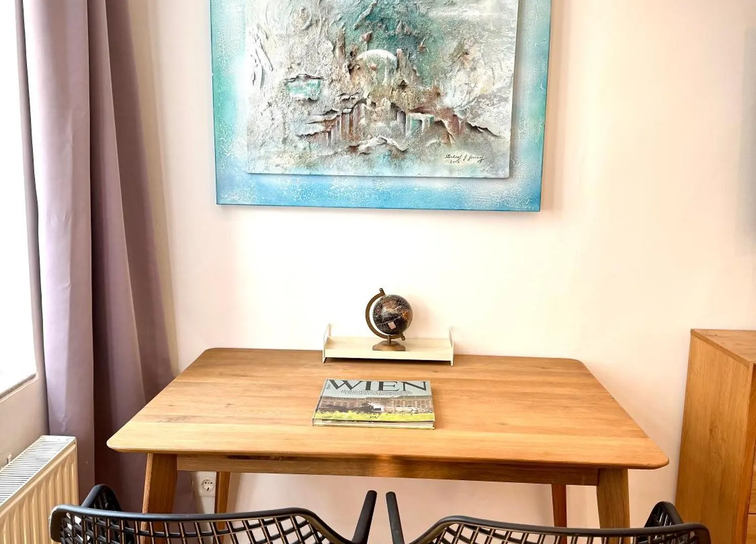 Atelier Lomani Apartment Viena
