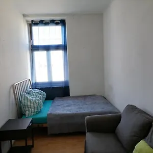 Apartament 131, Viena