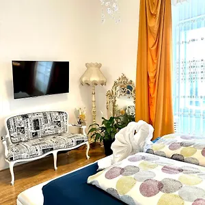 Sisi 103 M2 Apartamento