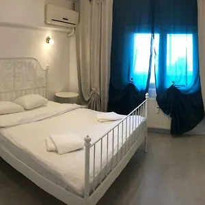 verificați disponibilitatea